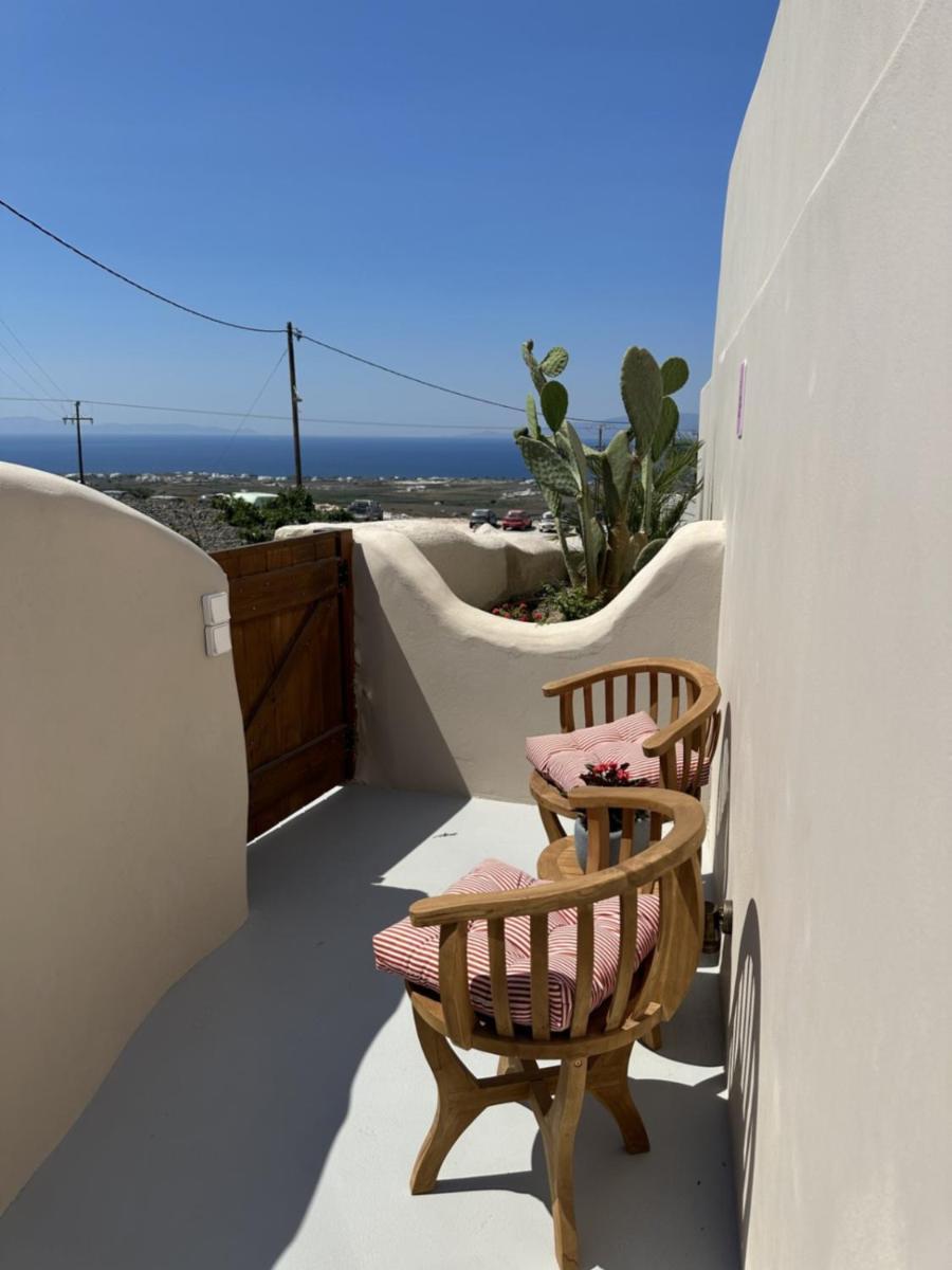 Pink Freud Villas Santorini Οία Εξωτερικό φωτογραφία